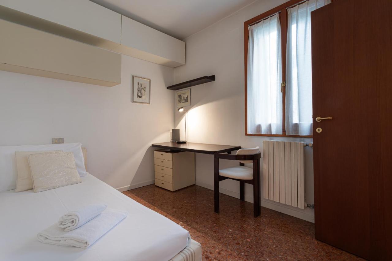 Canale View - S. Agostino Apartamento *